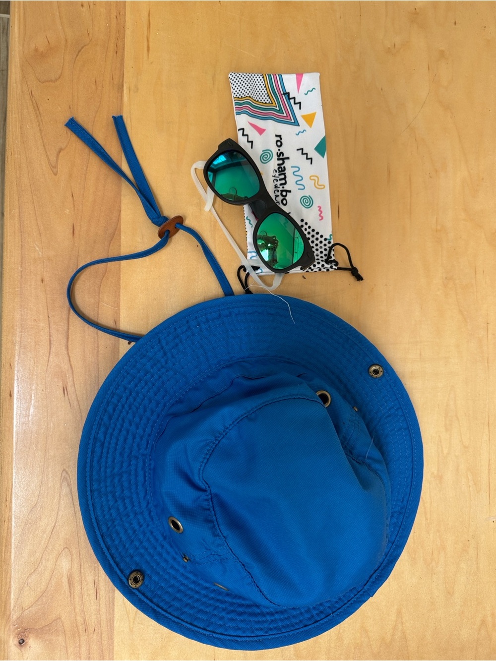 Toddler hat and sunglasses set